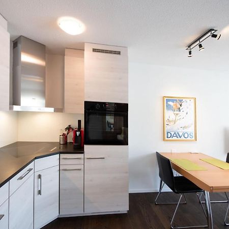 Ferienwohnungen, Carlton Am Park, Davos Platz Екстериор снимка