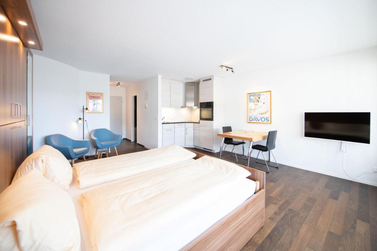 Ferienwohnungen, Carlton Am Park, Davos Platz Екстериор снимка